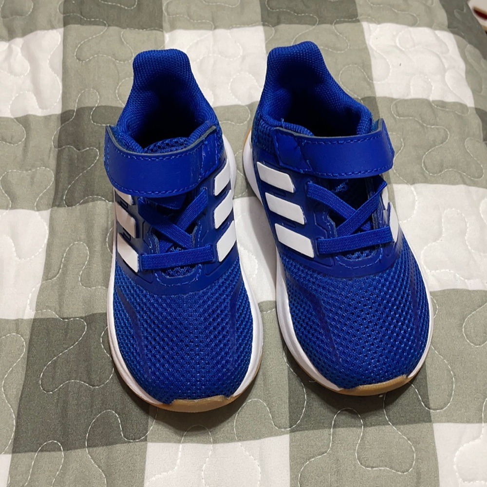 NWOB infant adidas sneakers